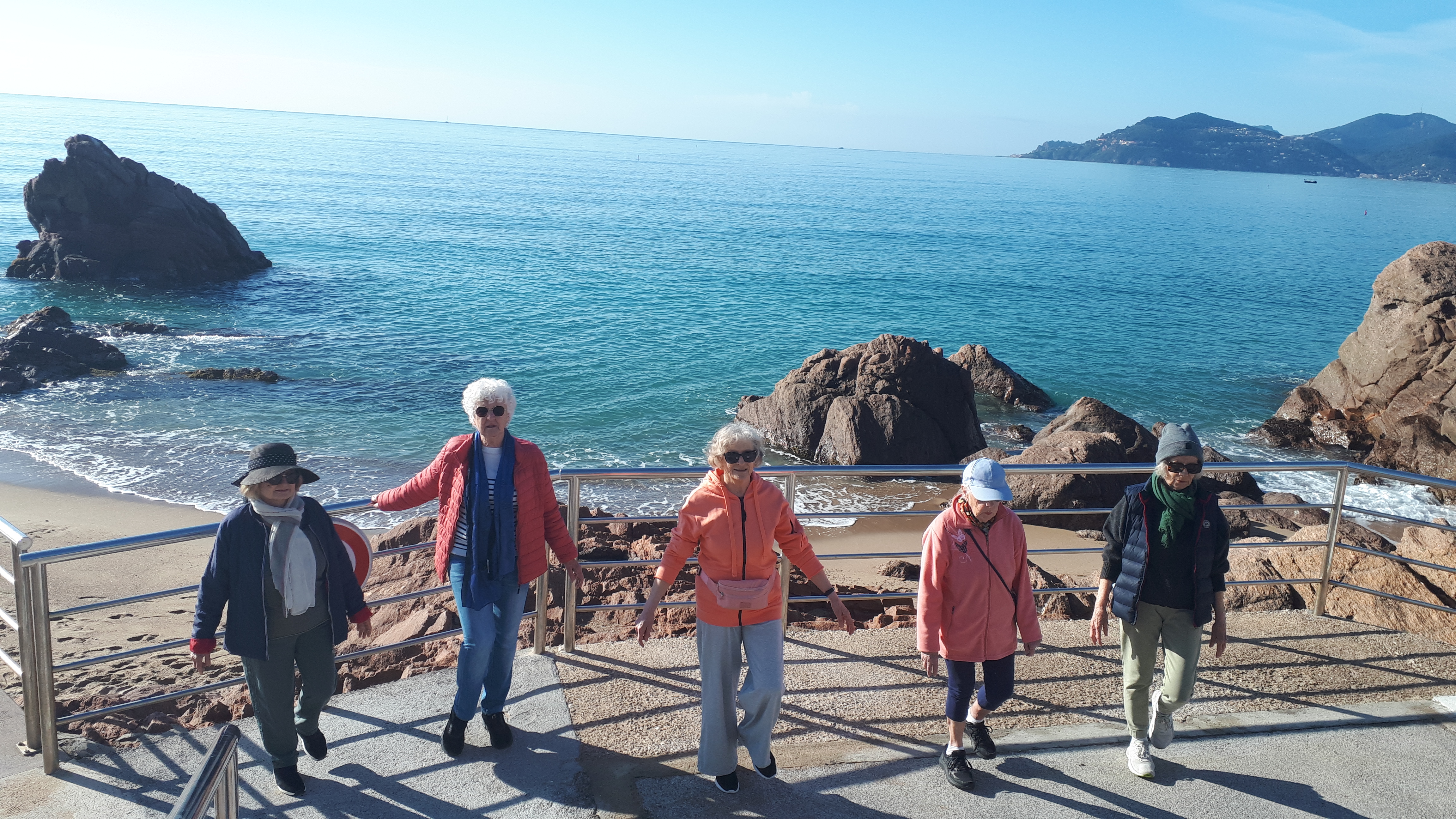 ACTIVITES PHYSIQUE ACTIVITES PHYSIQUE