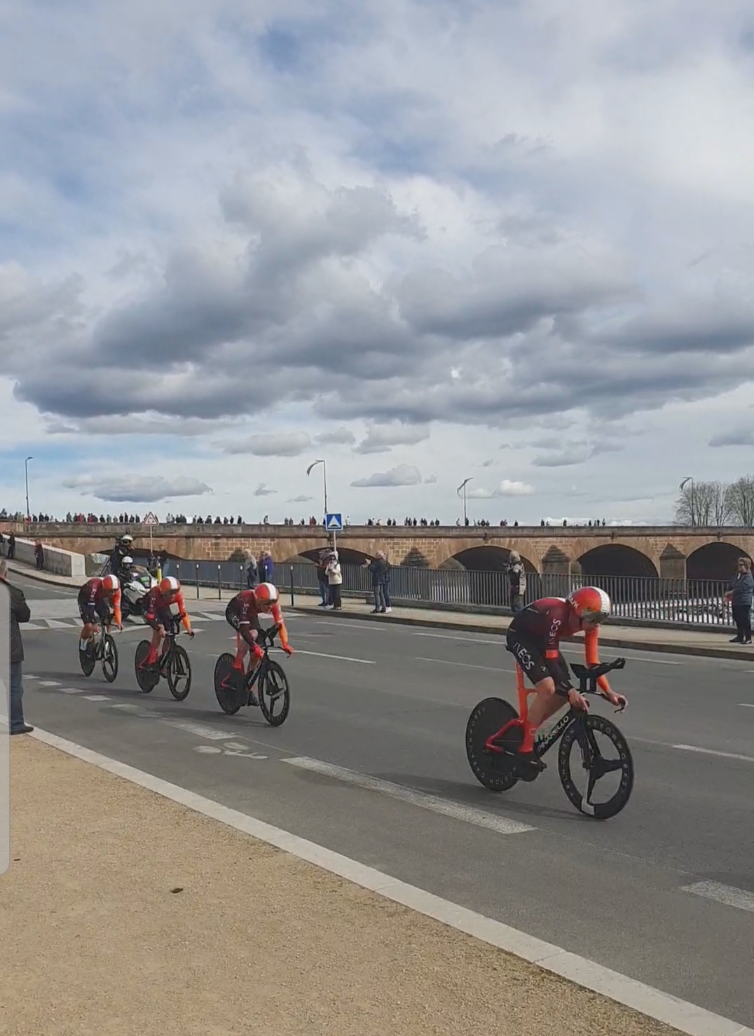 velo