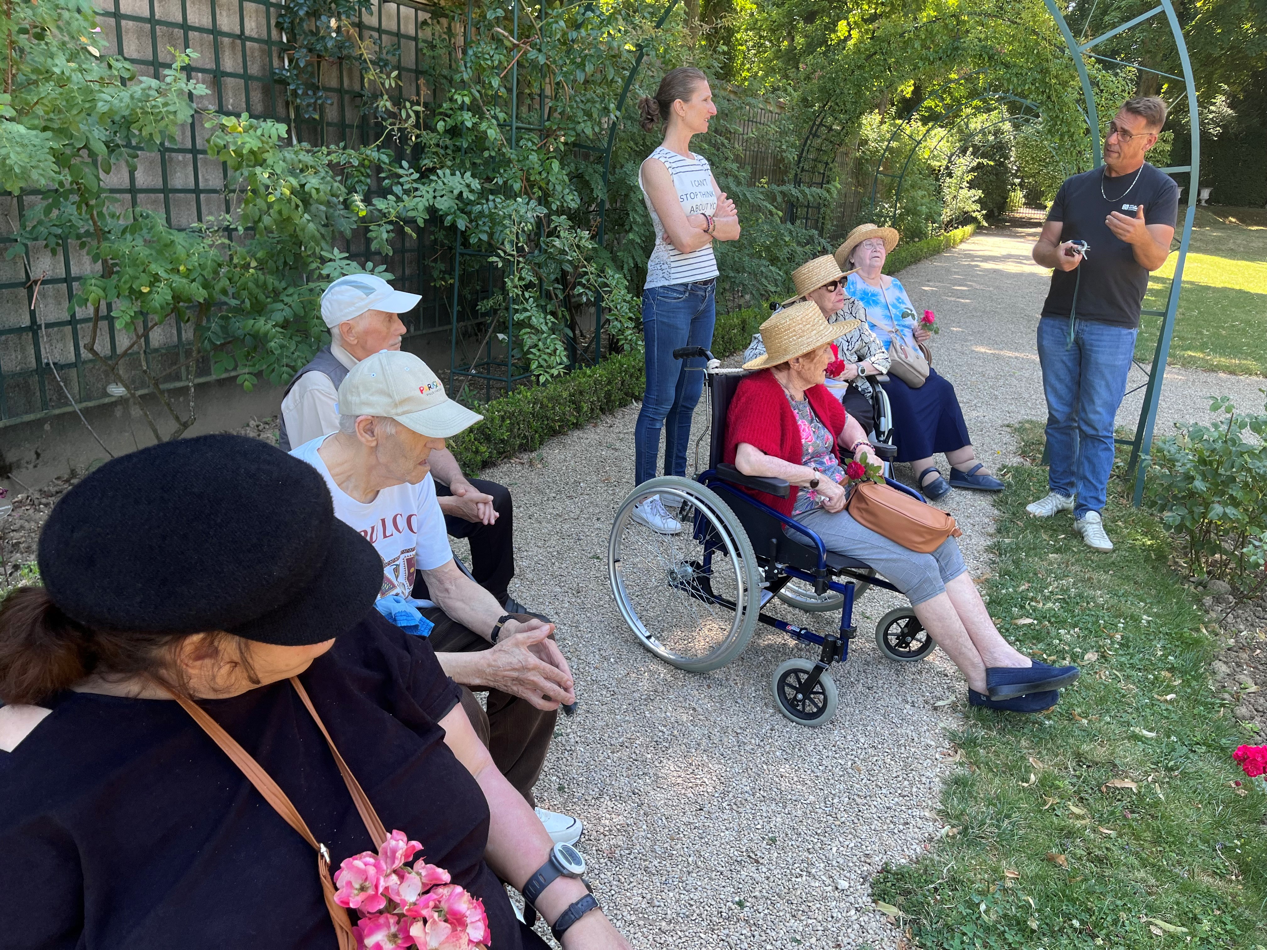 LA ROSERAIE DU VAL DE MARNE 