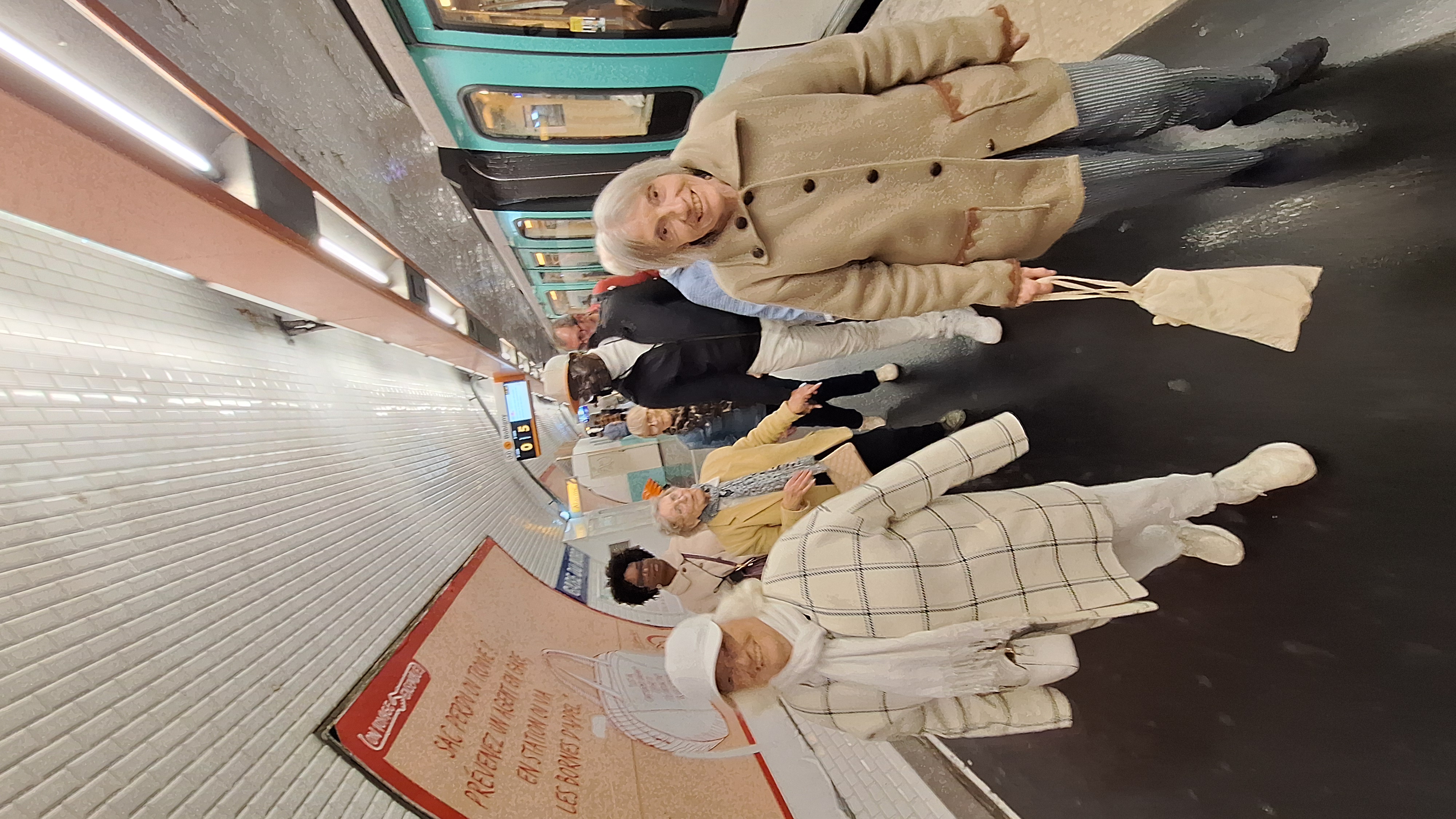 Une soirée à Paris Une soirée à Paris