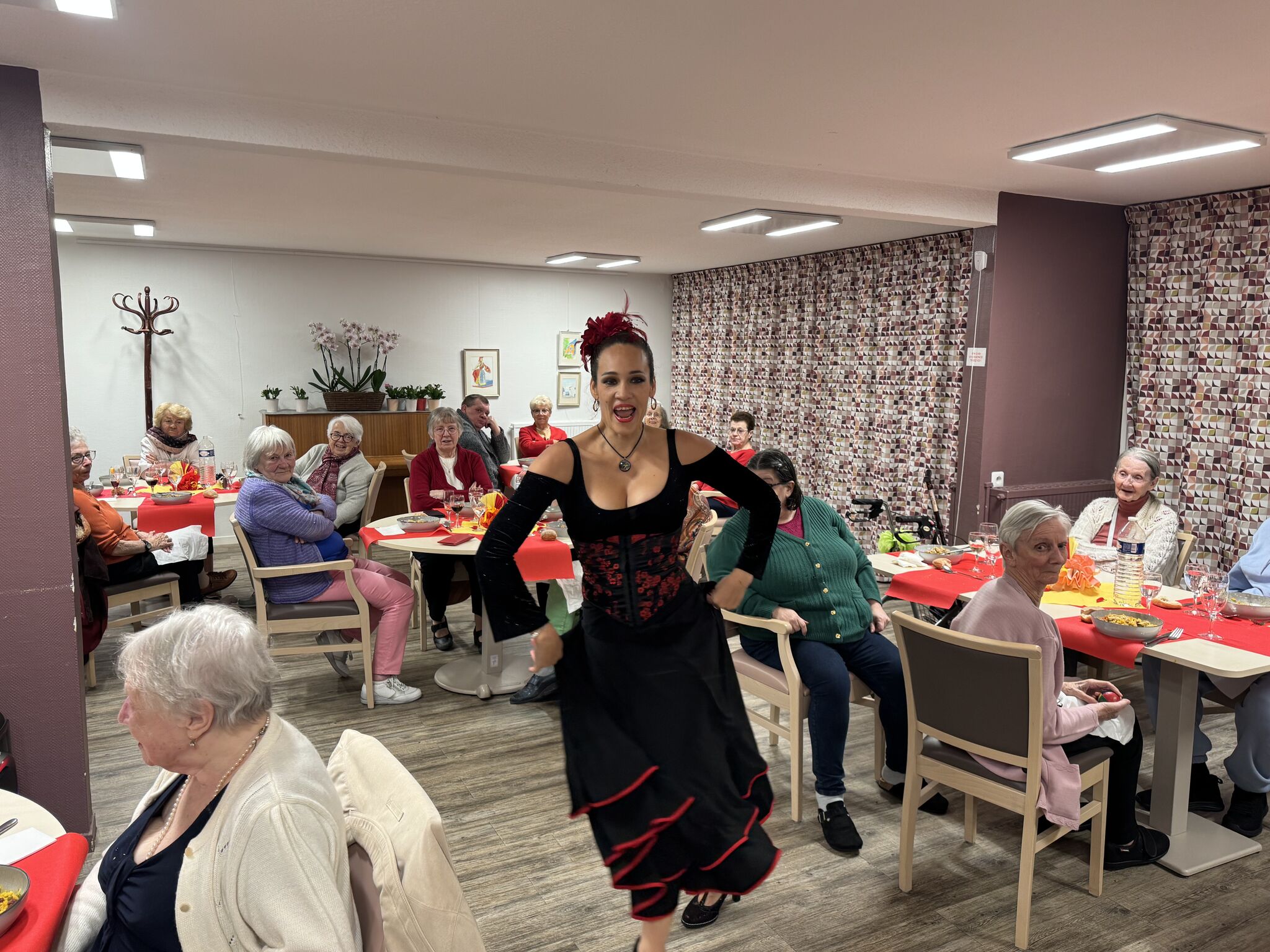 FLAMENCO & PAELLA