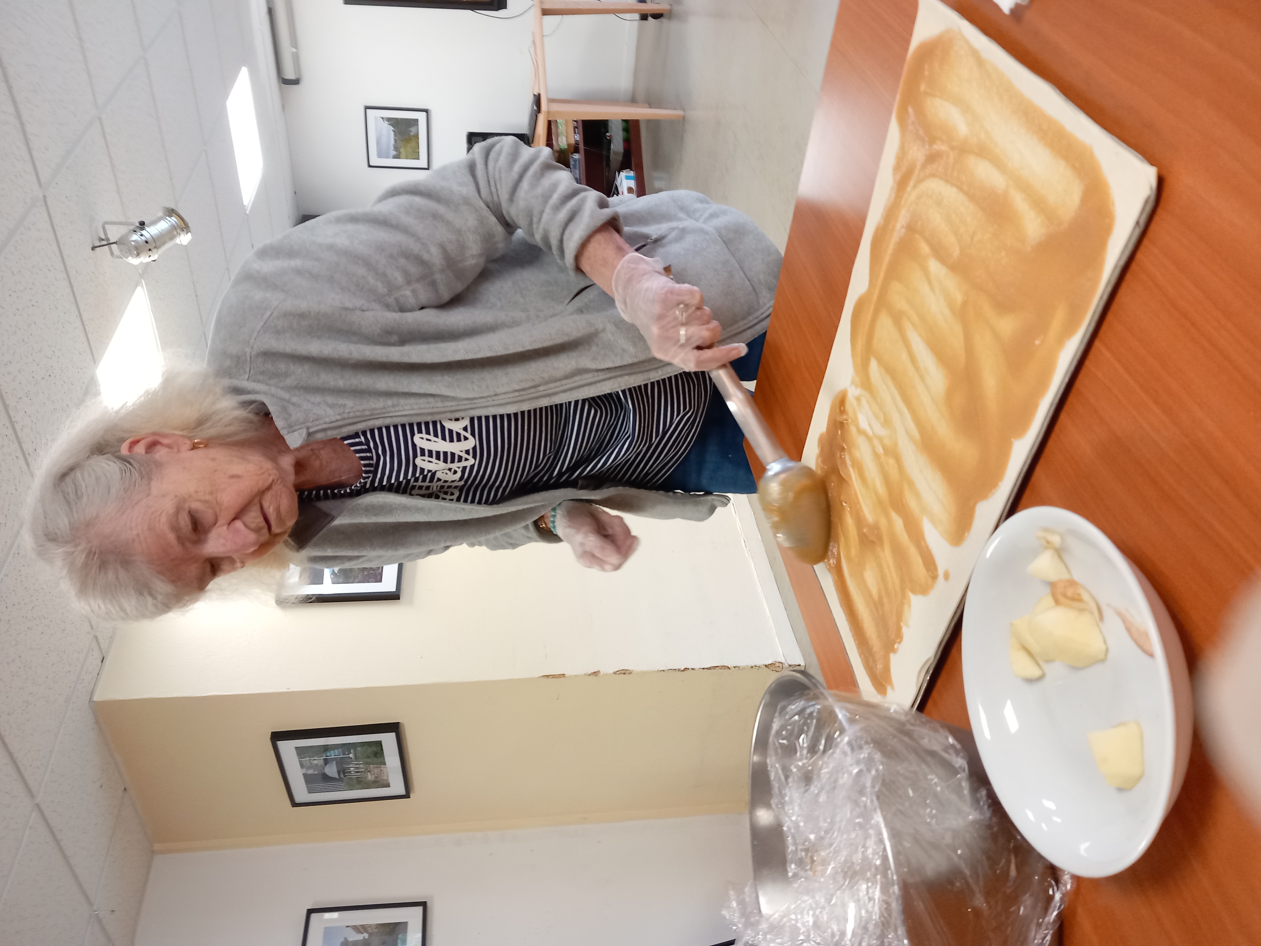 TARTE AUX POMMES TARTE AUX POMMES